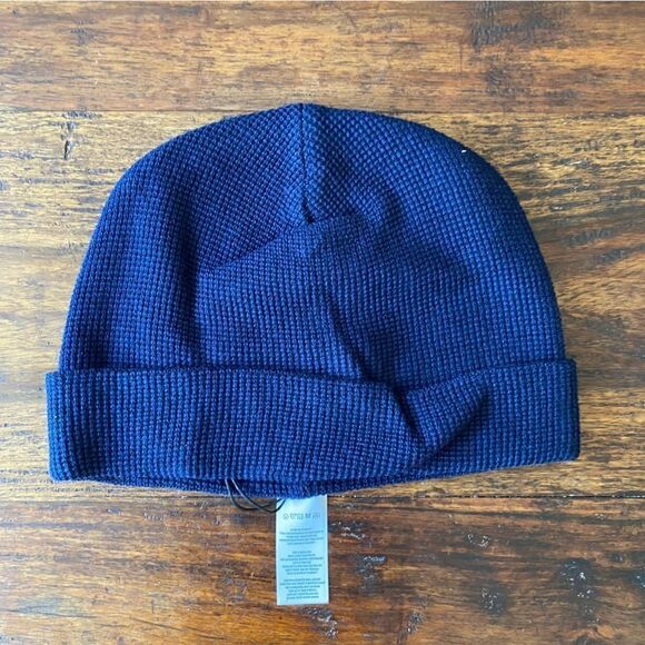 Onia Waffle Navy Cashmere Boxset Long Sleeve Sweater & Beanie XL New in Box NWT - Picture 5 of 13